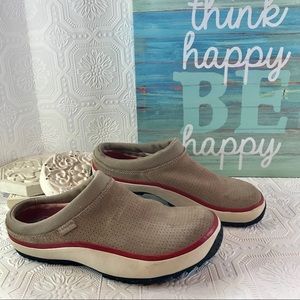 SIMPLE Suede Slip On Clogs